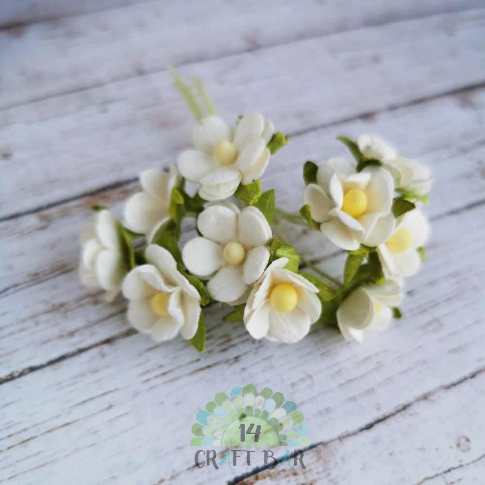 Mini paper flowers - WHITE