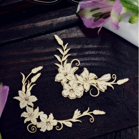 Chipboard - Layered ornament with lilies